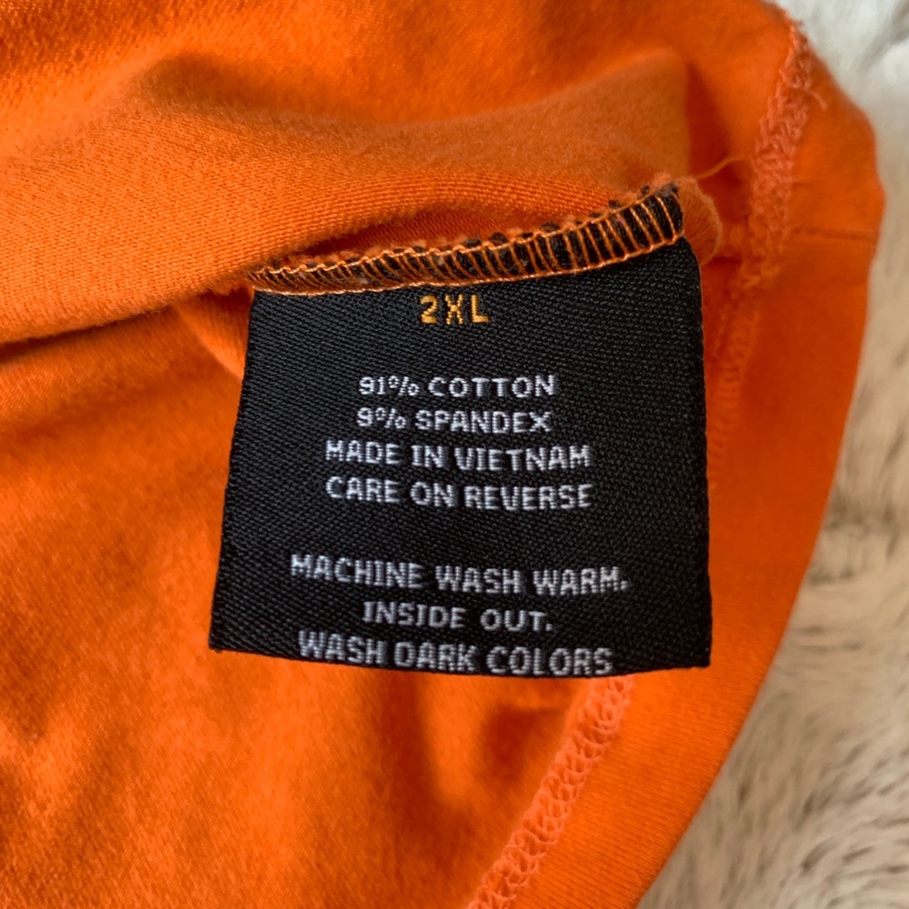 V Twin Women’s Motorcycle Apparel - Orange Tank with Chains - Picture 5 of 5